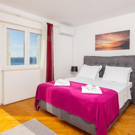 Seaside Apartment Blue Дуги Рат Екстериор снимка
