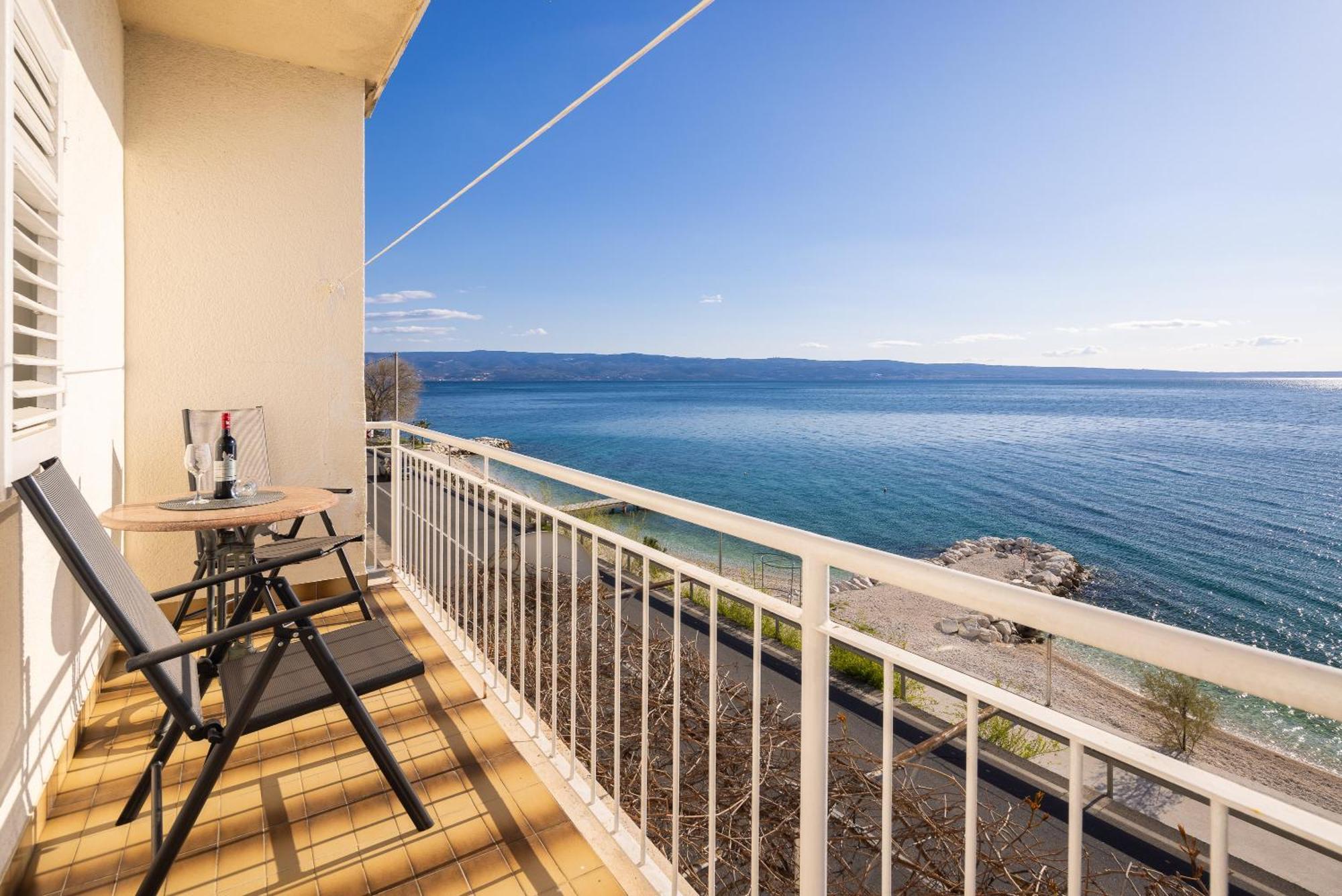 Seaside Apartment Blue Дуги Рат Екстериор снимка