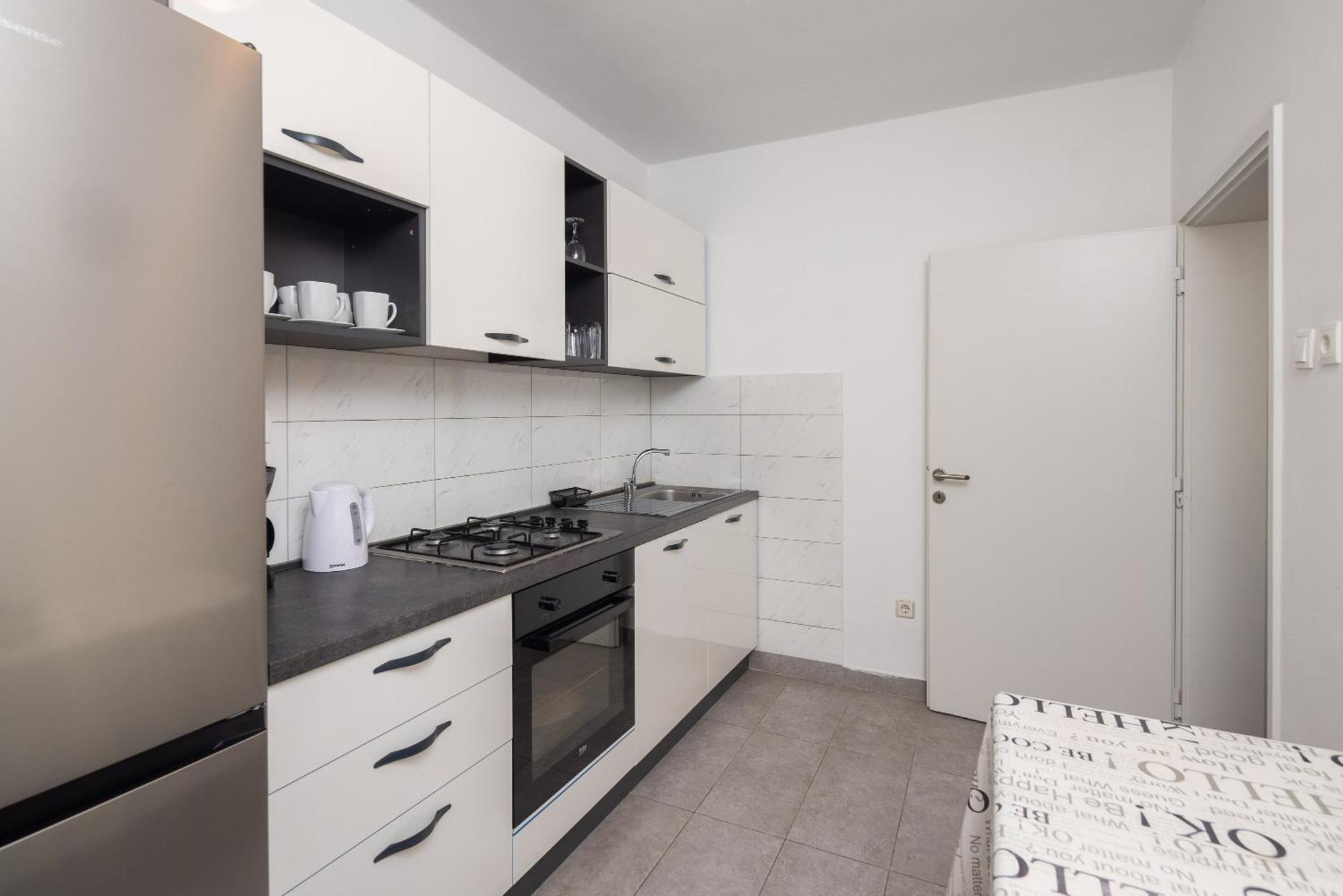 Seaside Apartment Blue Дуги Рат Екстериор снимка