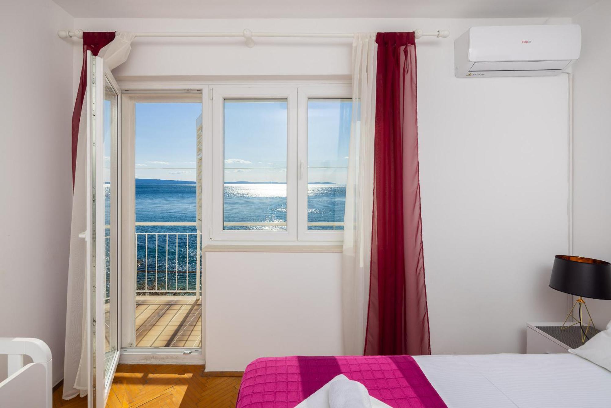 Seaside Apartment Blue Дуги Рат Екстериор снимка